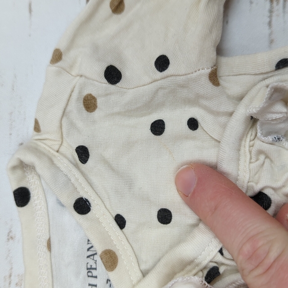 Posh Peanut Cream Polka Dot Set 0-3M - Picture 4 of 6